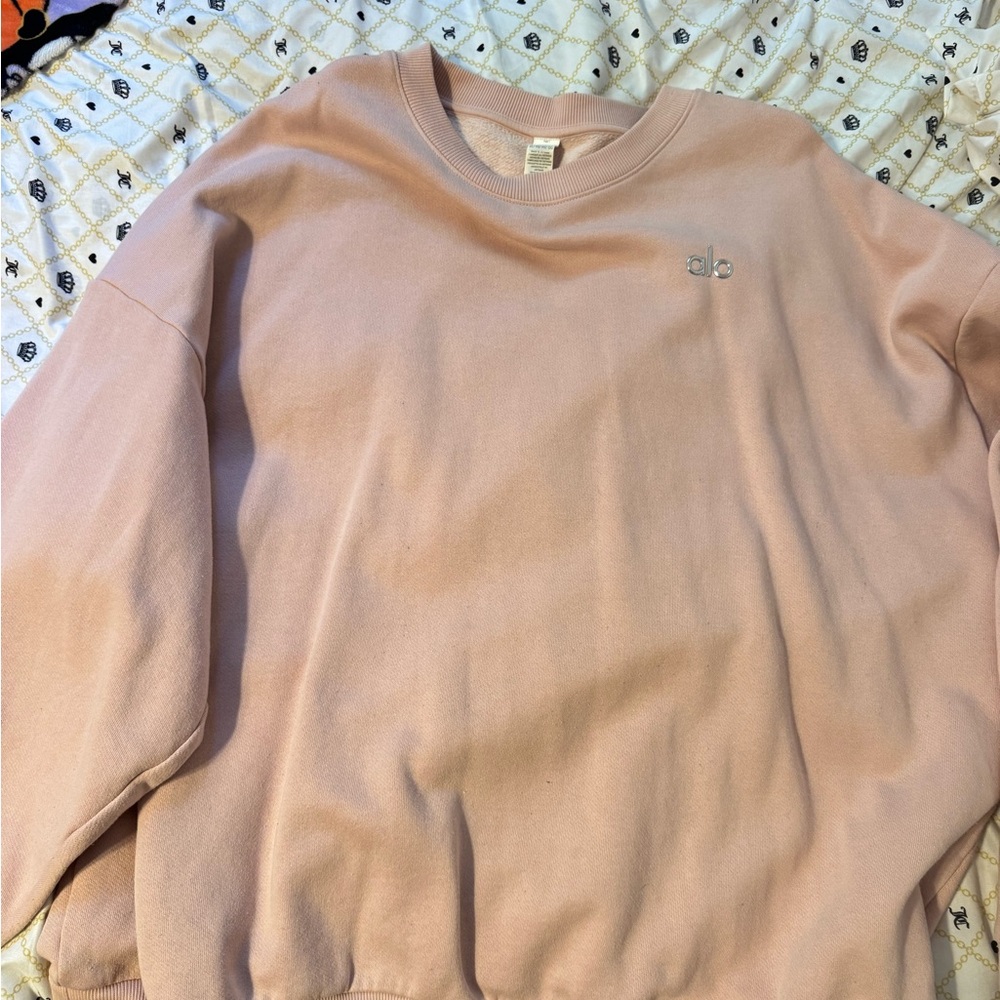 ALO Yoga Crewneck Sweatshirt in Dusty Rose